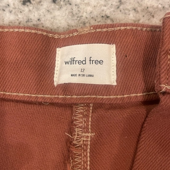 Aritzia Wilfred Free modern cargo pant  - Rust - Picture 4 of 7